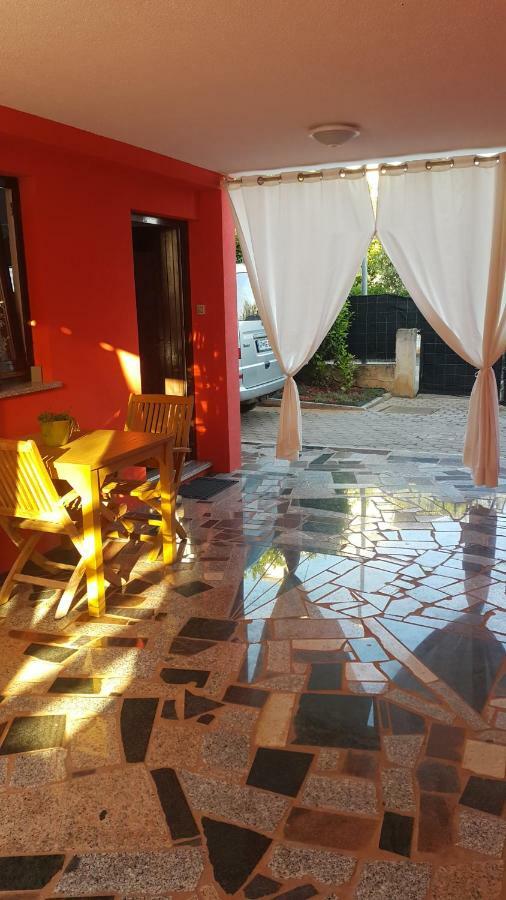 Apartmans Nadin Apartment Umag Exterior photo